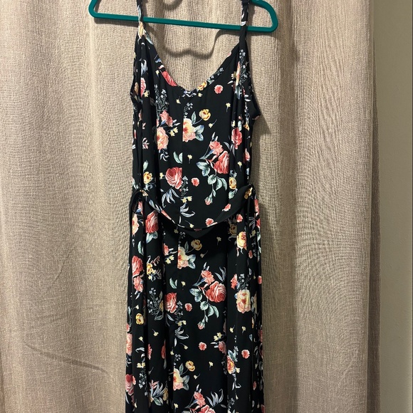 torrid Dresses & Skirts - Torrid | Black Floral Maxi Sleeveless Dress | Size 2X